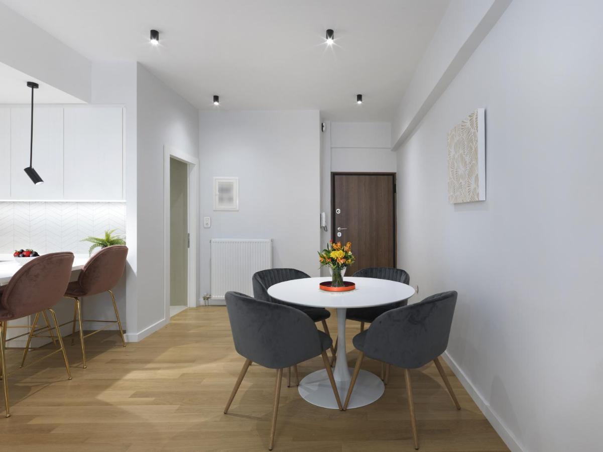 Fresh, New & Ready For You! Rnvtd Apt In Koukaki! Афины Экстерьер фото